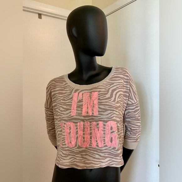 Tiger-Print Sweater - Picture 6 of 6